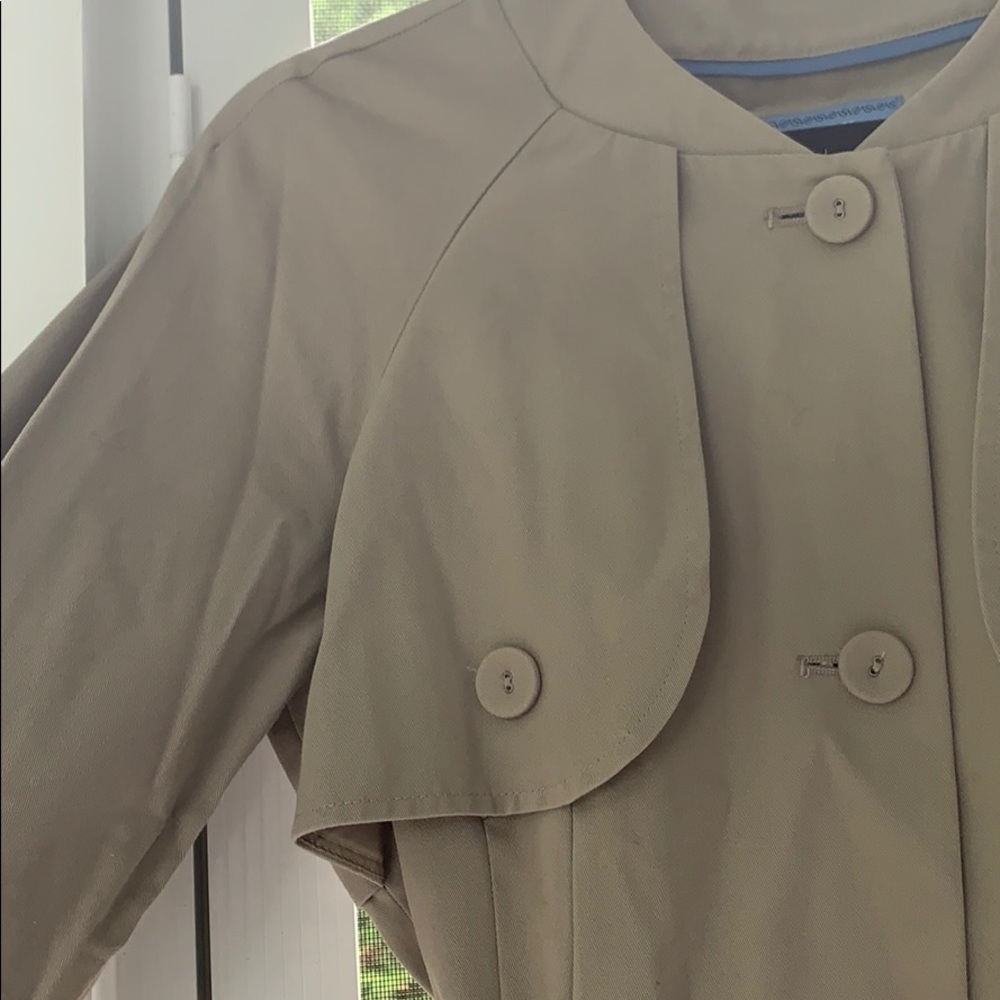 Jacket - Picture 3 of 3